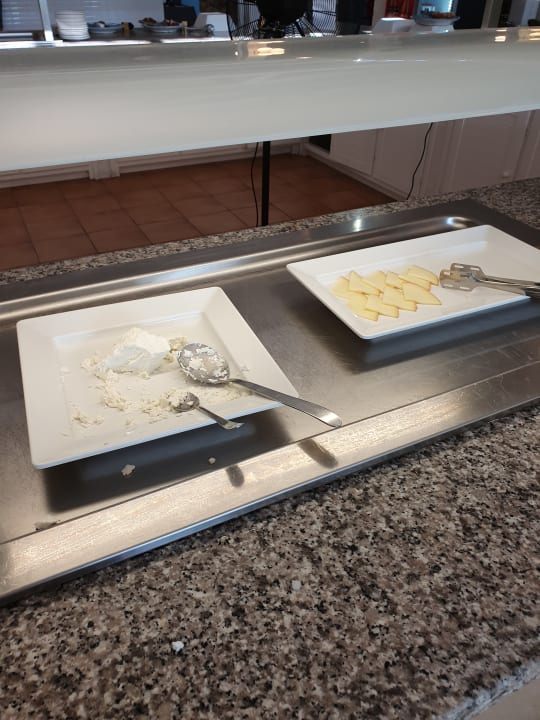 Gastro Hotel Garden Beach Cala Sinzias