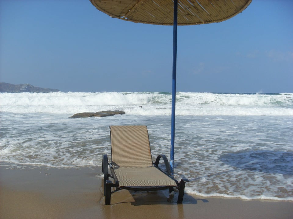 Bei viel Wind,Land unter Apollonia Beach Resort & Spa