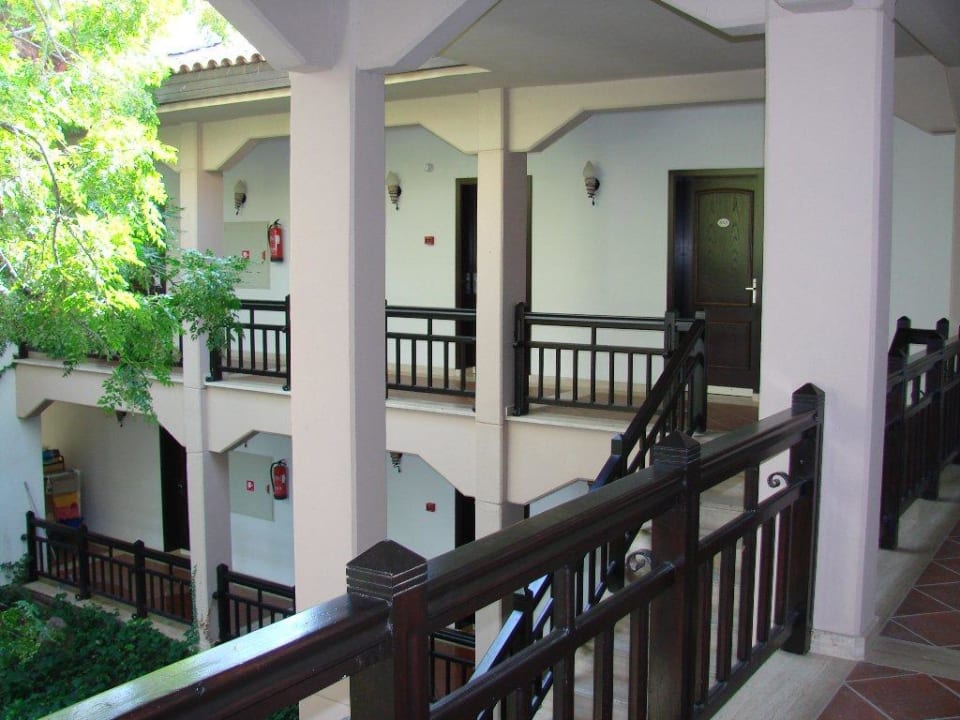 Po wyjściu z pokoju Xanadu Resort Hotel