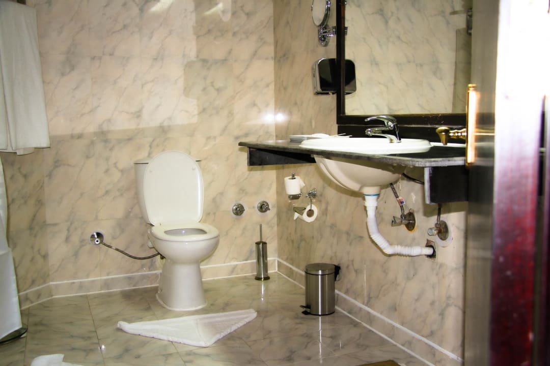 Zimmer White Valley Palace