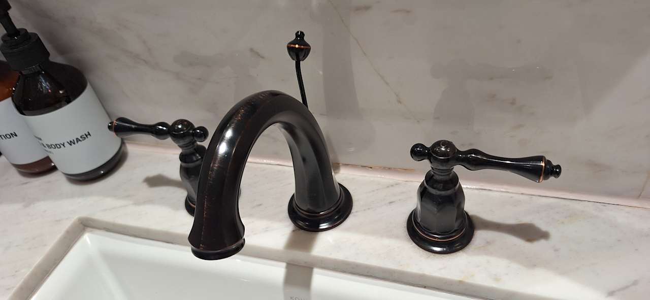 Zimmer Bach Suites Saigon, a Member of Design Hotels