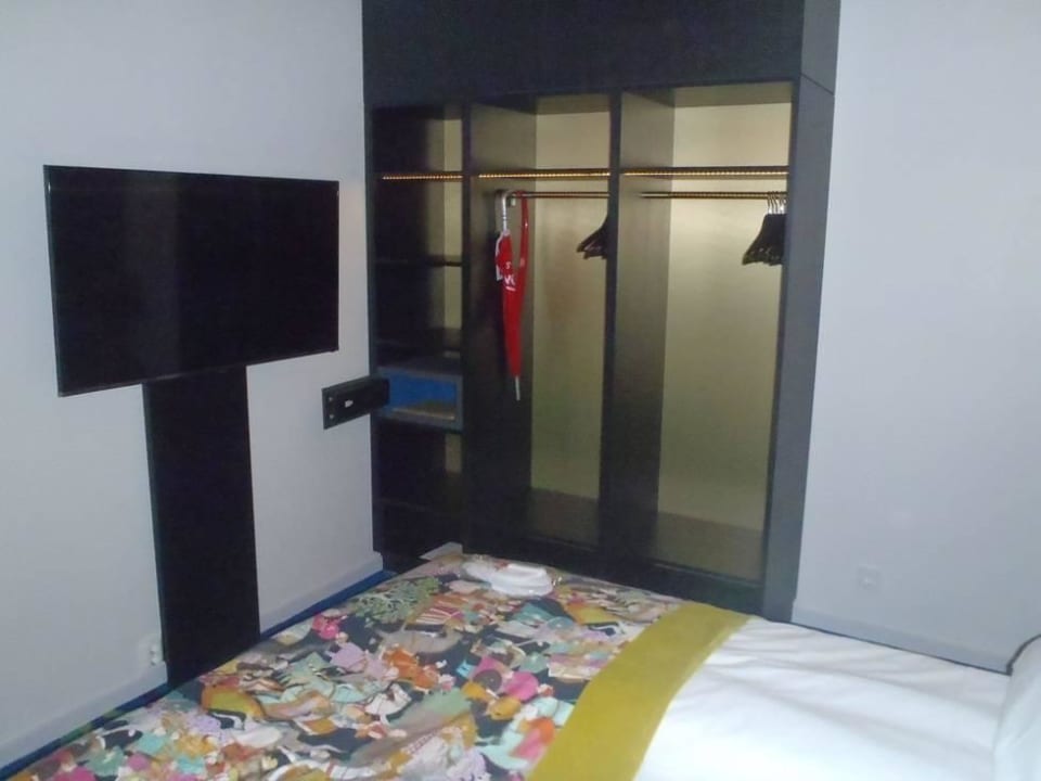 Sep. Schlafzimmer der Suite (Variation) Thon Hotel Rosenkrantz Oslo