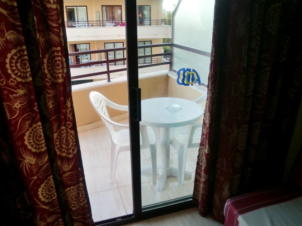 Ausblick aus dem Zimmer allsun App.-Hotel Orient Beach