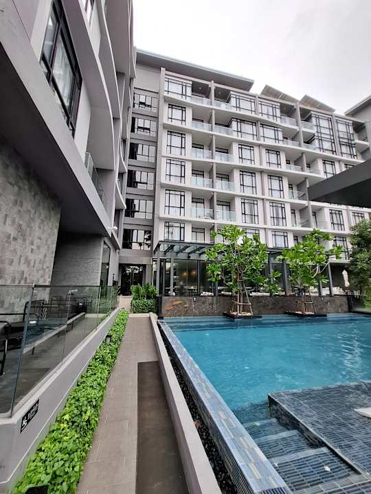 Pool Arden Hotel and Residence by At Mind