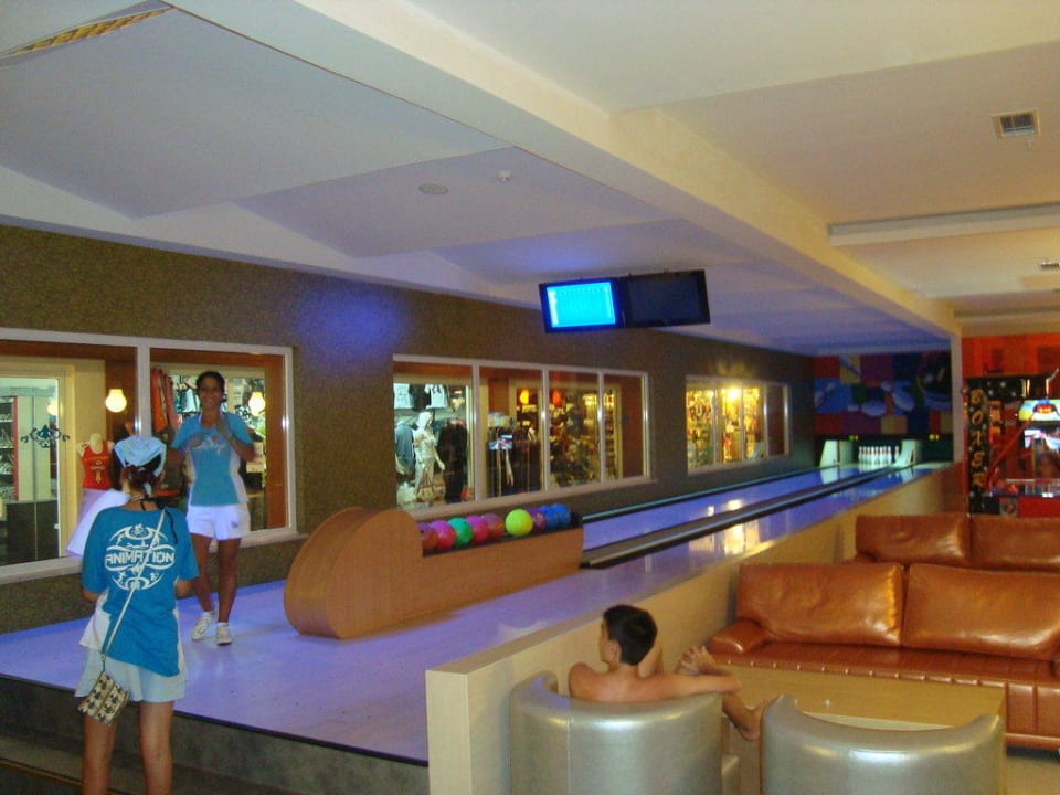 Bowling im Hotel Adalya Resort & Spa - Adults Only