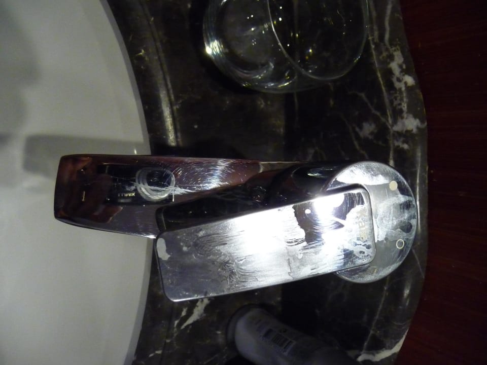 Sauberer Wasserhahn? Vikingen Infinity Resort & Spa