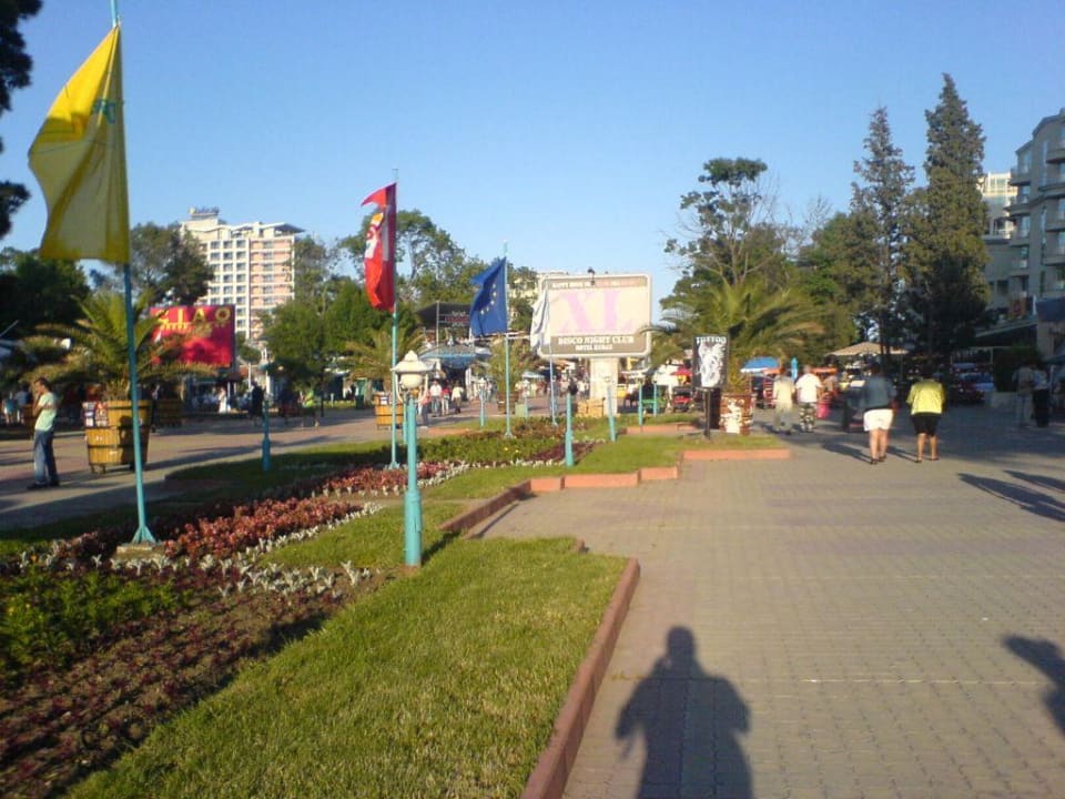 Einkaufsmeile Hotel Diamond