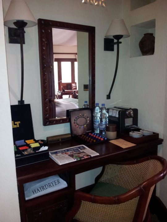 Nespresso-Maschine & Tee-Sortiment Al Maha, A Luxury Collection Desert Resort & Spa