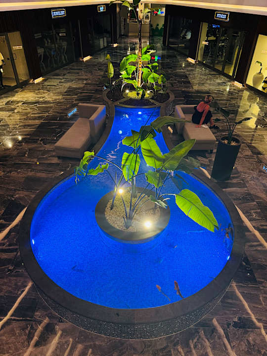 Lobby Rubi Platinum Sign