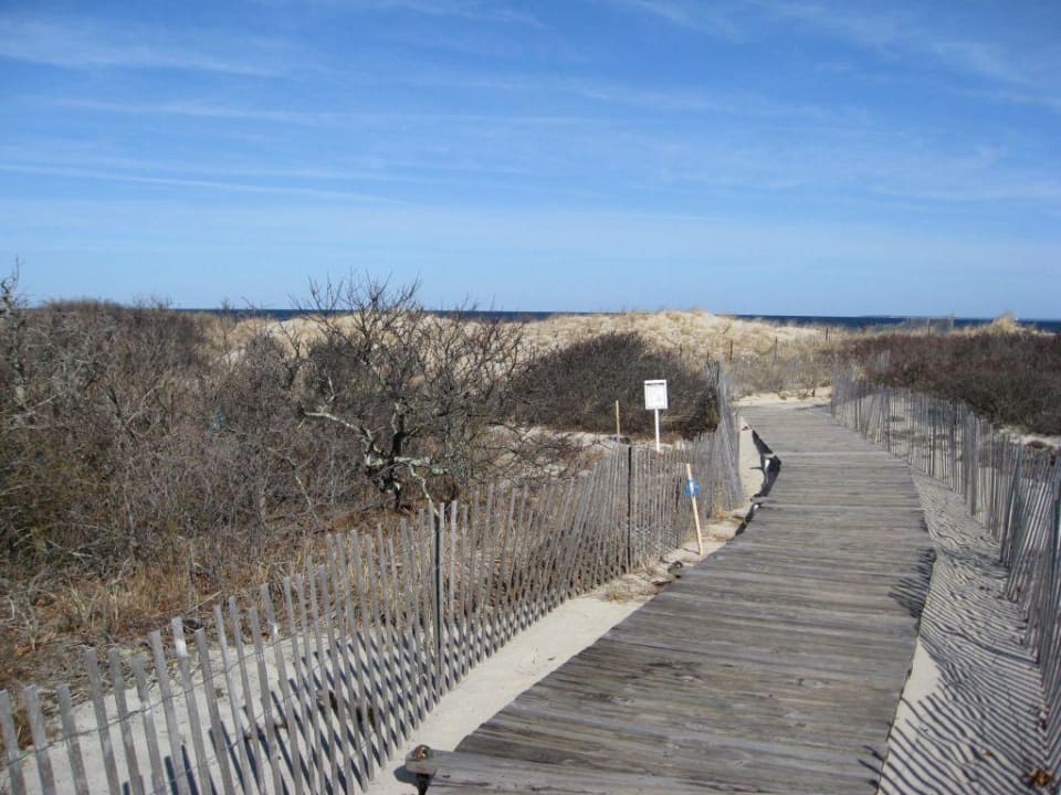Weg zum Strand Hotel Ocean Edge Resort