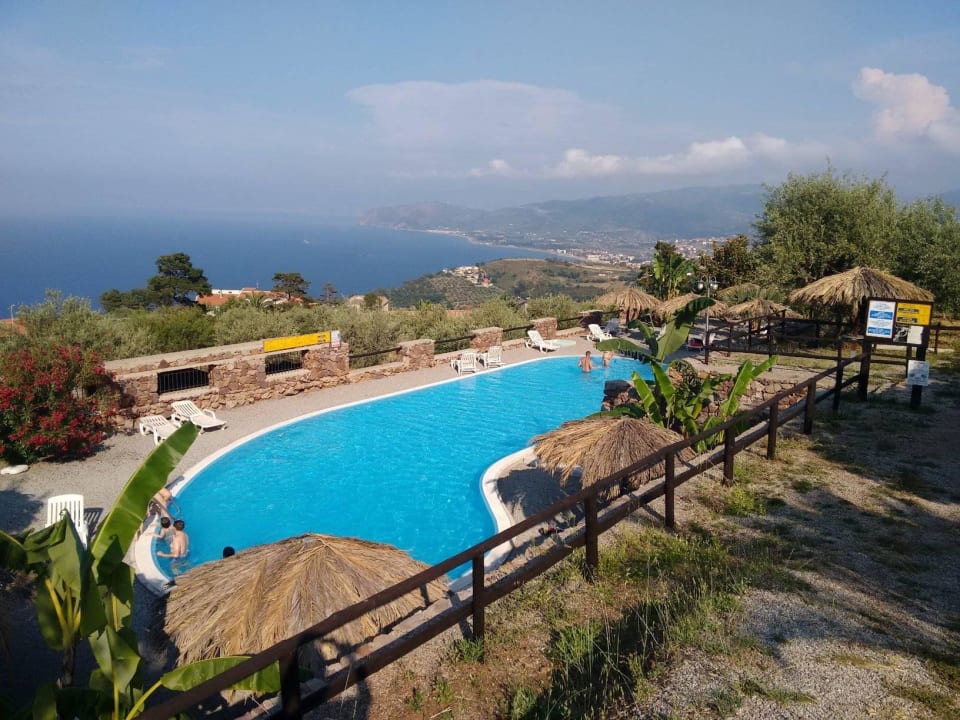 Pool mit Weitsicht 1 Agriturismo Santamargherita