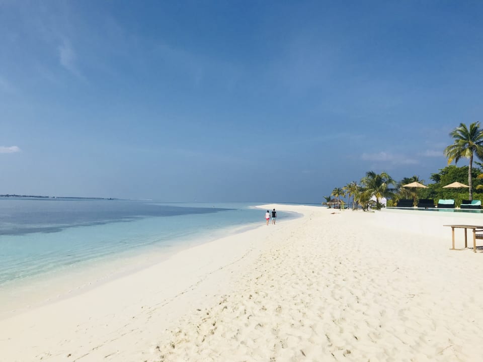 Strand Kuredu Island Resort & Spa