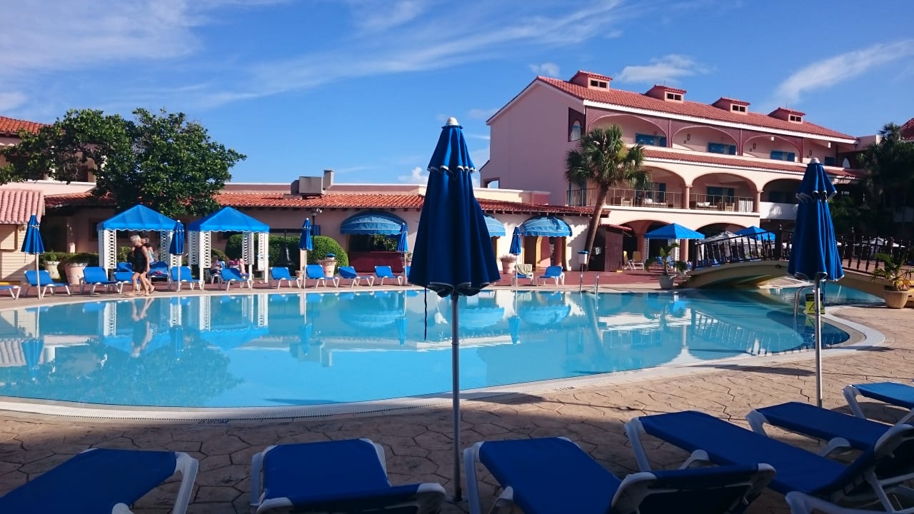 Pool Starfish Cuatro Palmas