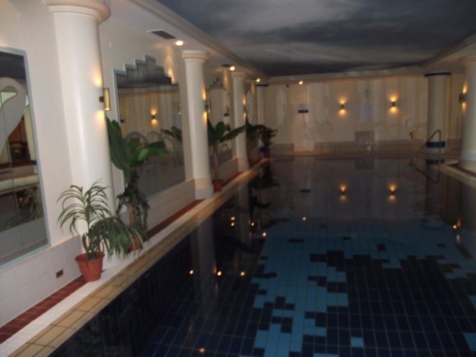 Pool Crowne Plaza ® Hamburg - City Alster