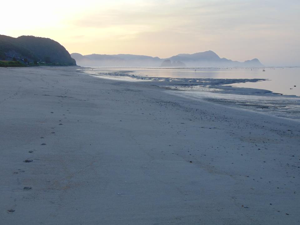 Strand Amber Lombok Beach Resort