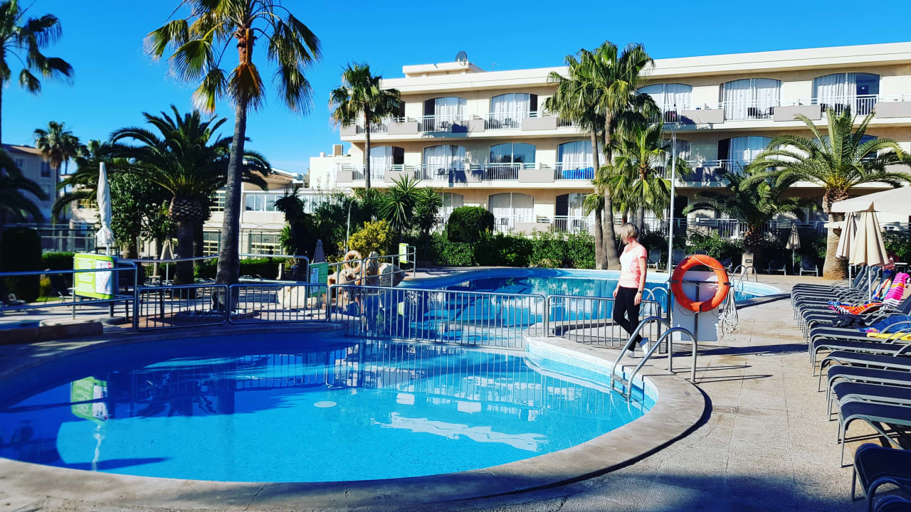 Pool Club Simó Hotel by Senator