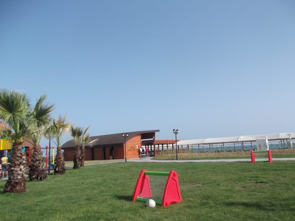 Beach Bar Kirman Belazur Resort & Spa