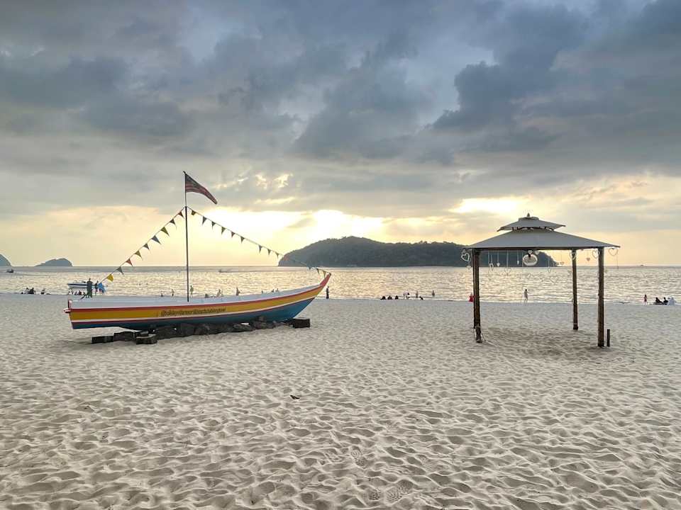 Strand HOLIDAY VILLA BEACH RESORT & SPA LANGKAWI KEDAH