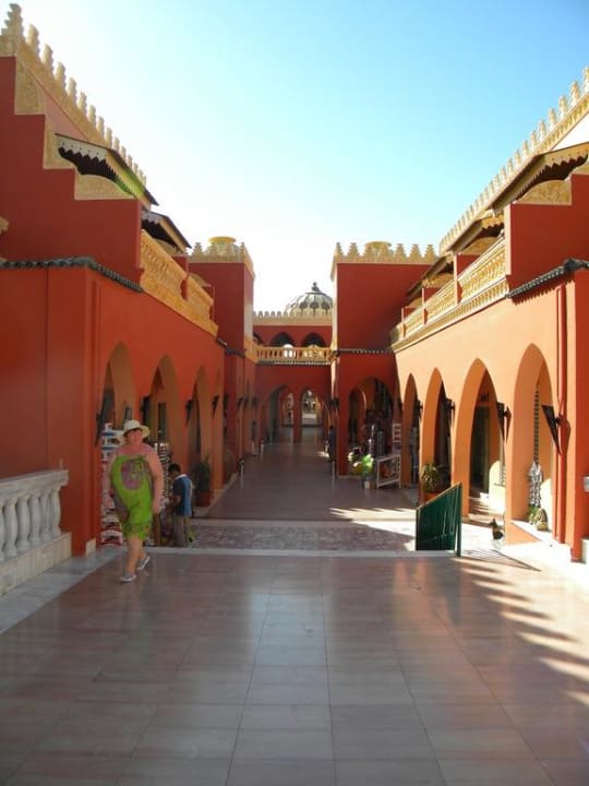 Вход Pickalbatros Alf Leila Wa Leila Resort - Neverland Hurghada