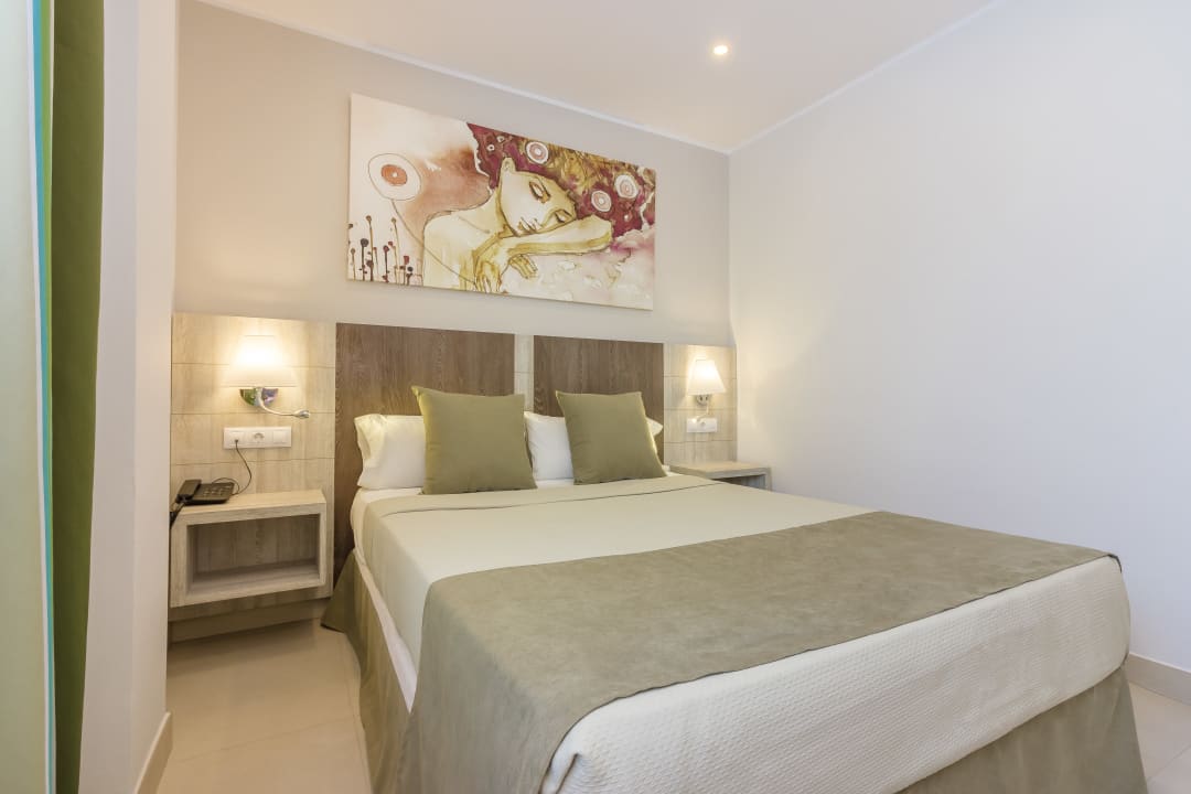 Zimmer Klayman Diamond Aparthotel