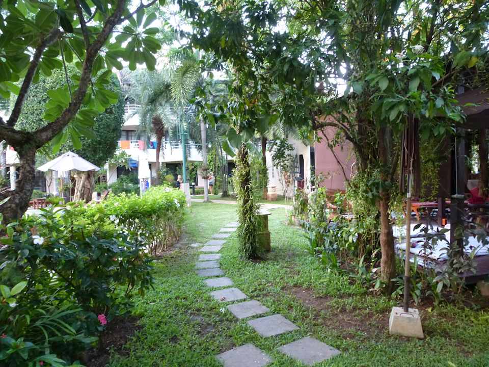 In der Hotelanlage Hotel Thara Patong Beach