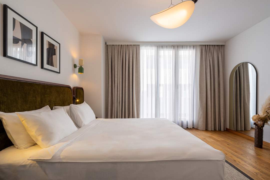 Zimmer Ando Living Taksim House