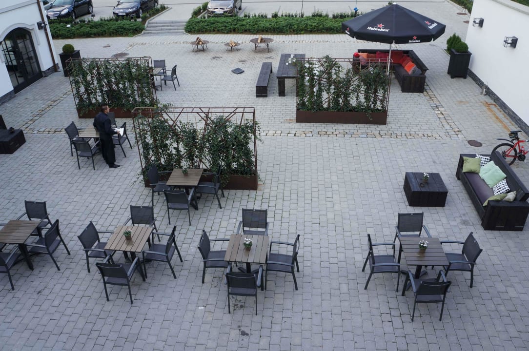 Gemütlicher Innenhof Hotel Pałac Jugowice