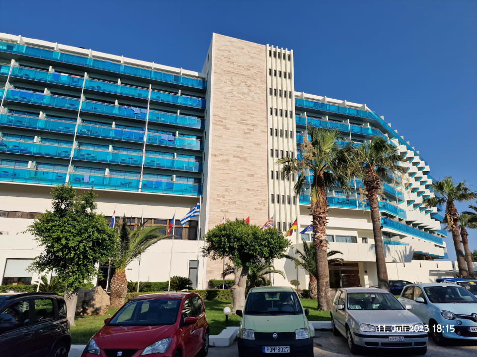 Außenansicht Hotel Calypso Beach