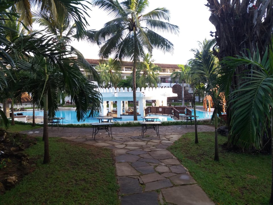 Gastro Hotel Southern Palms Beach Resort