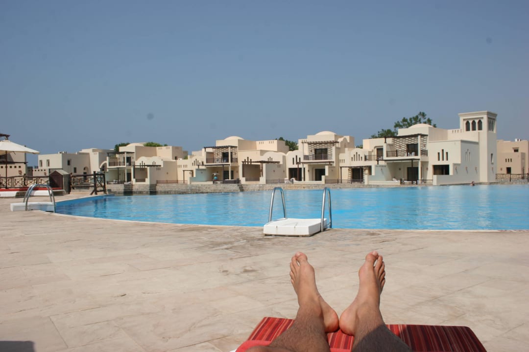 Unterer Pool The Cove Rotana Resort