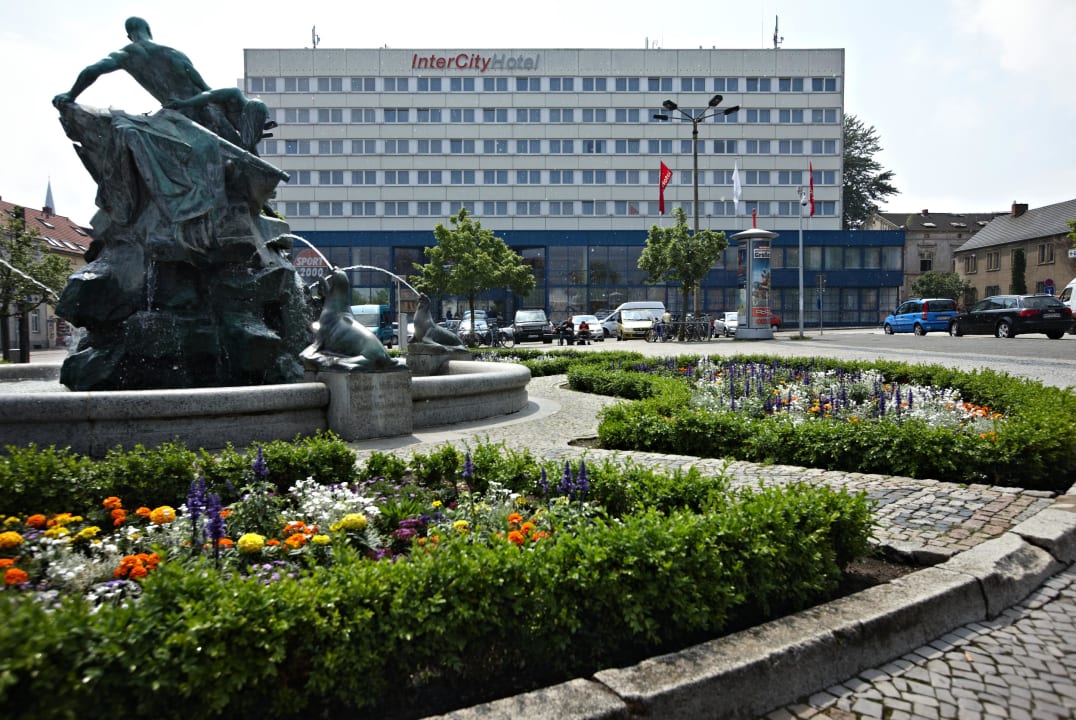 Außenansicht IntercityHotel Schwerin