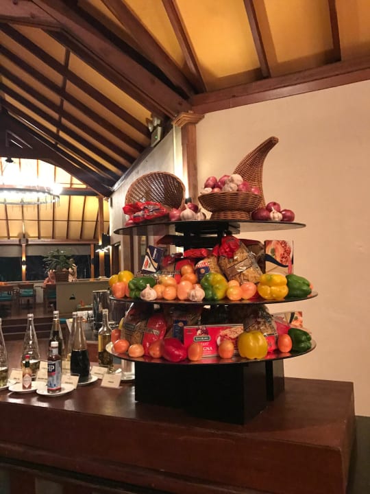 Deko im Restaurant Adaaran Select Meedhupparu Island Resort - Premium All Inclusive