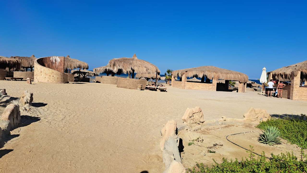 Strand Hotel Caves Beach Resort (Adults Only)