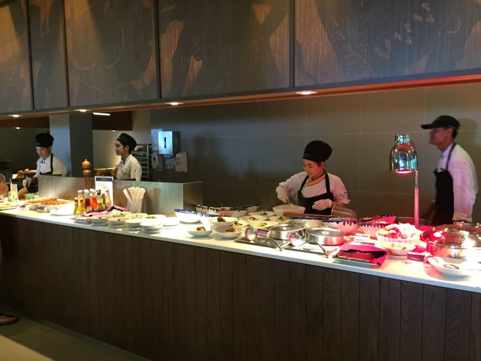 Frühstück Dusit Thani Krabi Beach Resort