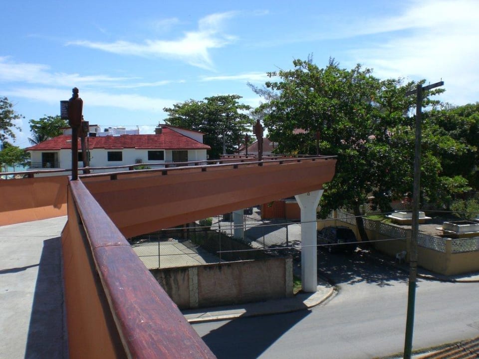Auf dem Weg zum Strand BelleVue Dominican Bay