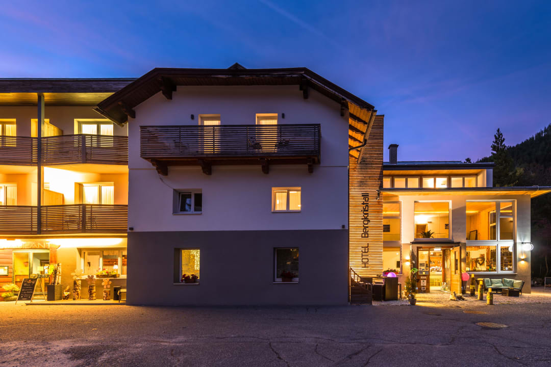 Außenansicht Hotel Bergkristall