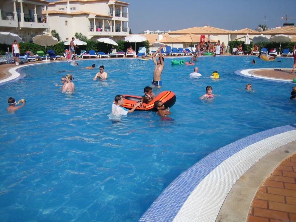 Viel Spaß im Pool 3HB Clube Humbria - All Inclusive