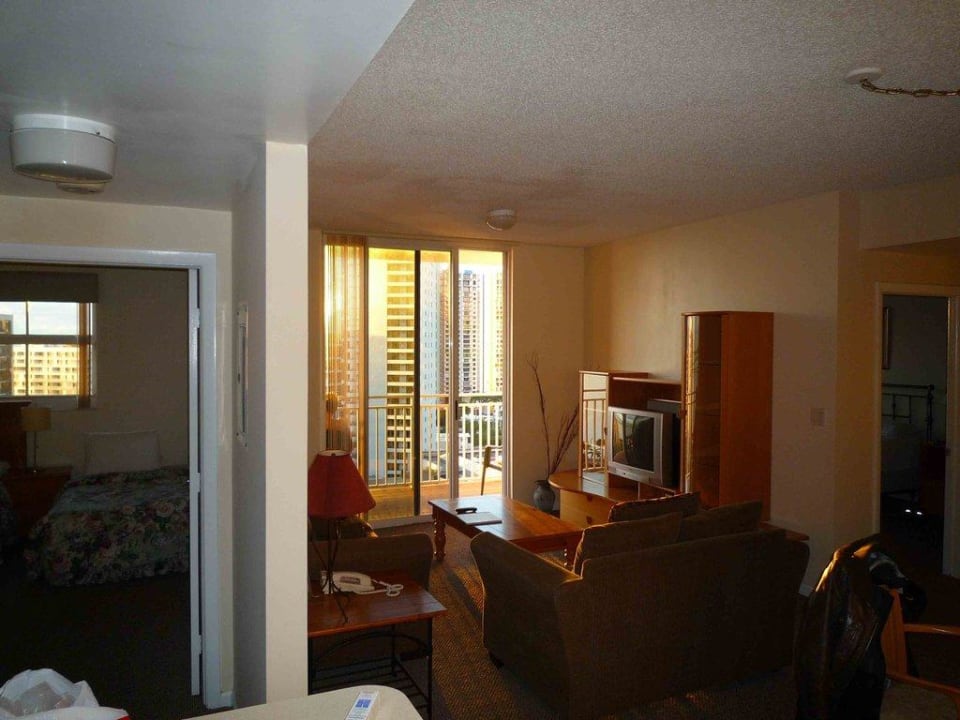 Von der Küche aus Richtung Balkon Fortune House Hotel Suites