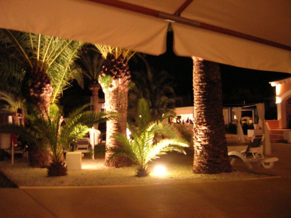 Abendstimmung aus dem Restaurant Destino Pacha Ibiza Resort - Adults only