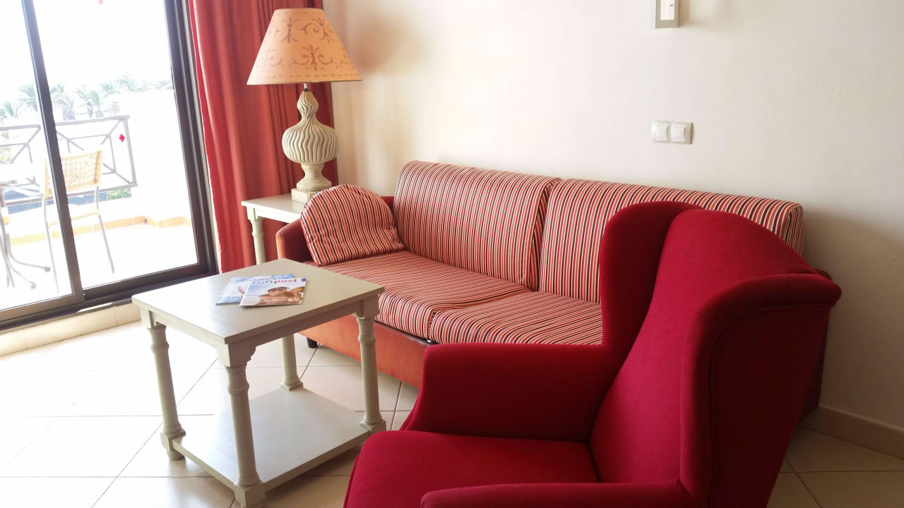 Geräumiger Wohnbereich allsun App.-Hotel Albatros