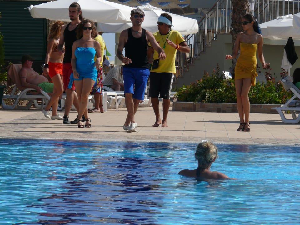 Tanzeinlage am Pool Hotel Delphin Imperial