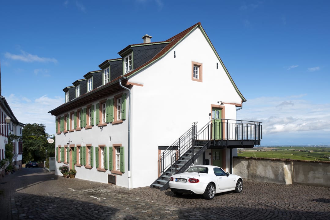 Außenansicht Burggarten Appartements Neuleiningen