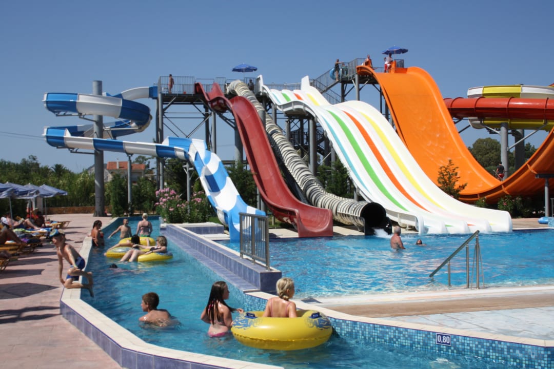 Lazy River Caretta Beach Resort & WaterPark