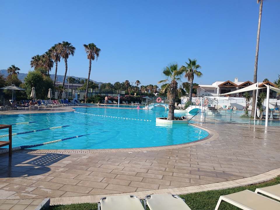 Pool Atlantica Marmari Beach