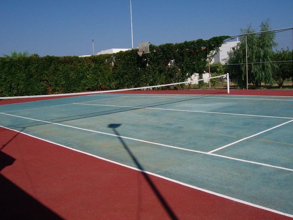 der Tennisplatz Ilios K Village Resort