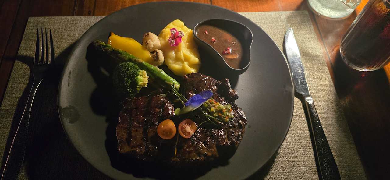 Gastro Ifuru Island Resort Maldives