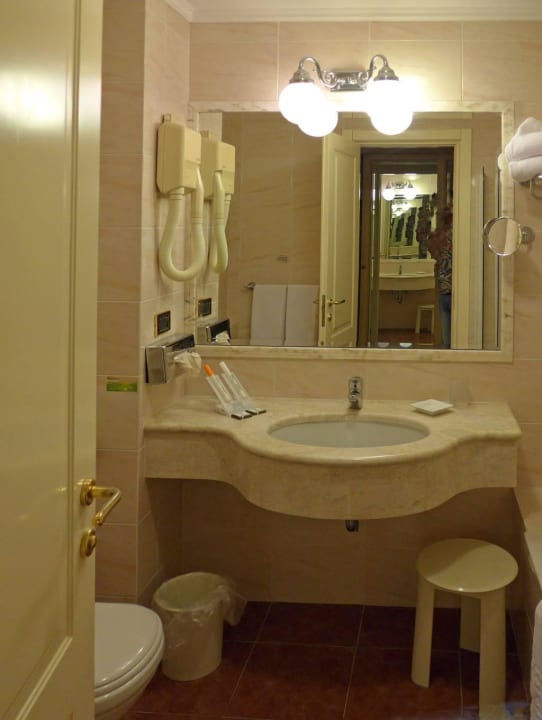 Bad Superior Zimmer Villa Politi