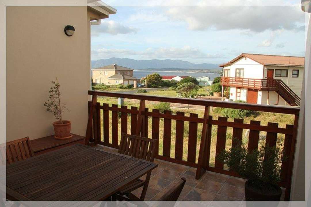 Balkon mit seitlichem Meerblick Haus Giotto