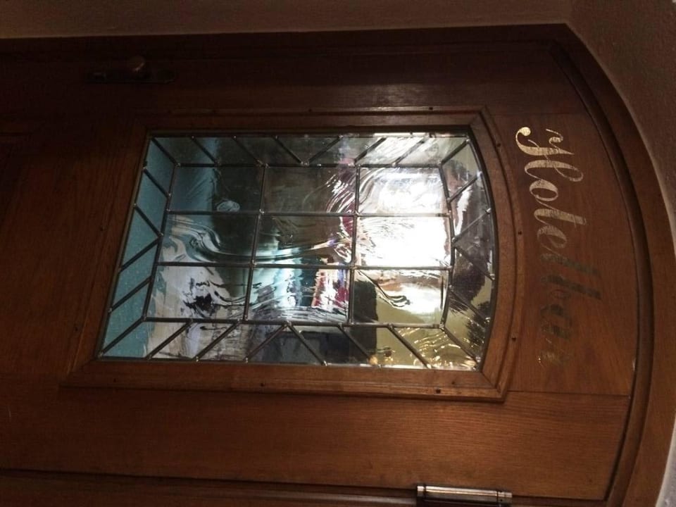 Zugang zur Hotelbar Berghotel Holzer