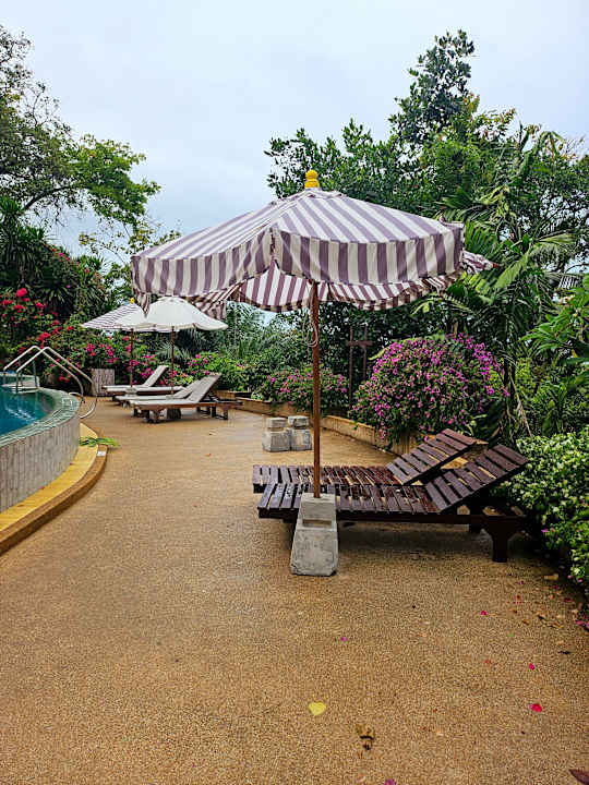 Pool The Fair House Beach Resort